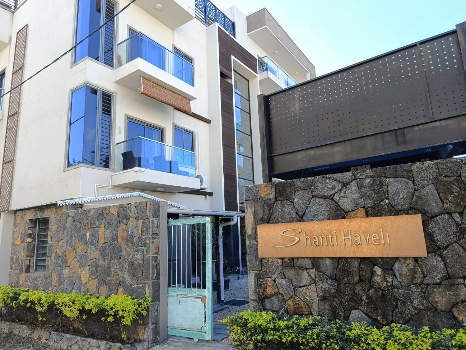 Flic-en-Flacq Newly Renovated Studio Apartment With Rooftop Pool, Few Steps To The Beach חדר תמונה
